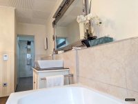 Bad /Dusche EG