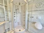 Wellnessdusche - über den Dächern der Rheinpromenade: Traum-Maisonette-Wohnung mit Rheinblick, Balkon & Dachterrasse